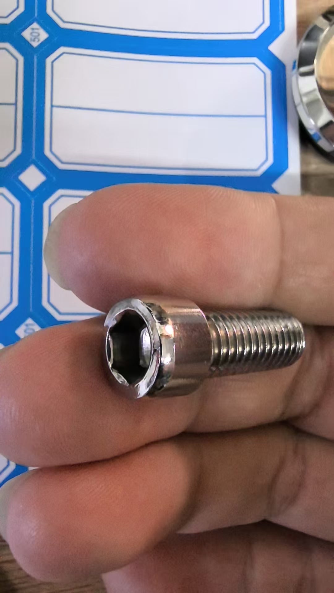 Rollers x2, rubbers, 1 screw only for Roy Miles Shower door parts，not whole Shower door